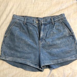 American Eagle Womens Size 10 High Waisted Cuff Mom Jean Shorts